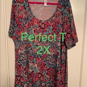 LulaRoe Perfect T 2X